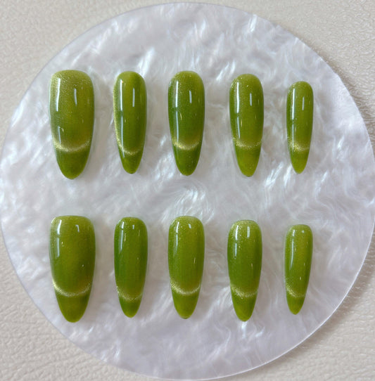 Simply Cat Eye - Green Gradient - Customizable Handcrafted Press On Nails