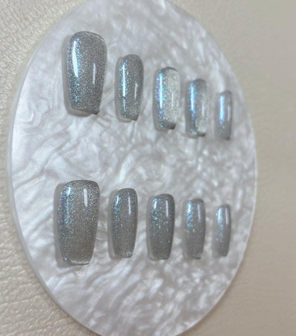 Simply Cat Eye - Silver Glitter - Customizable Handcrafted Press On Nails