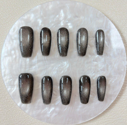 Simply Cat Eye - Dark Ombre - Customizable Handcrafted Press On Nails