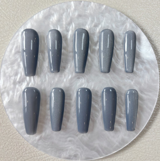 Simply Cat Eye - Silver Shine - Customizable Handcrafted Press On Nails