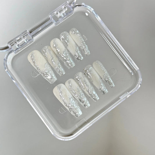 Silver Stream Elegance Nail - Elegant Charme