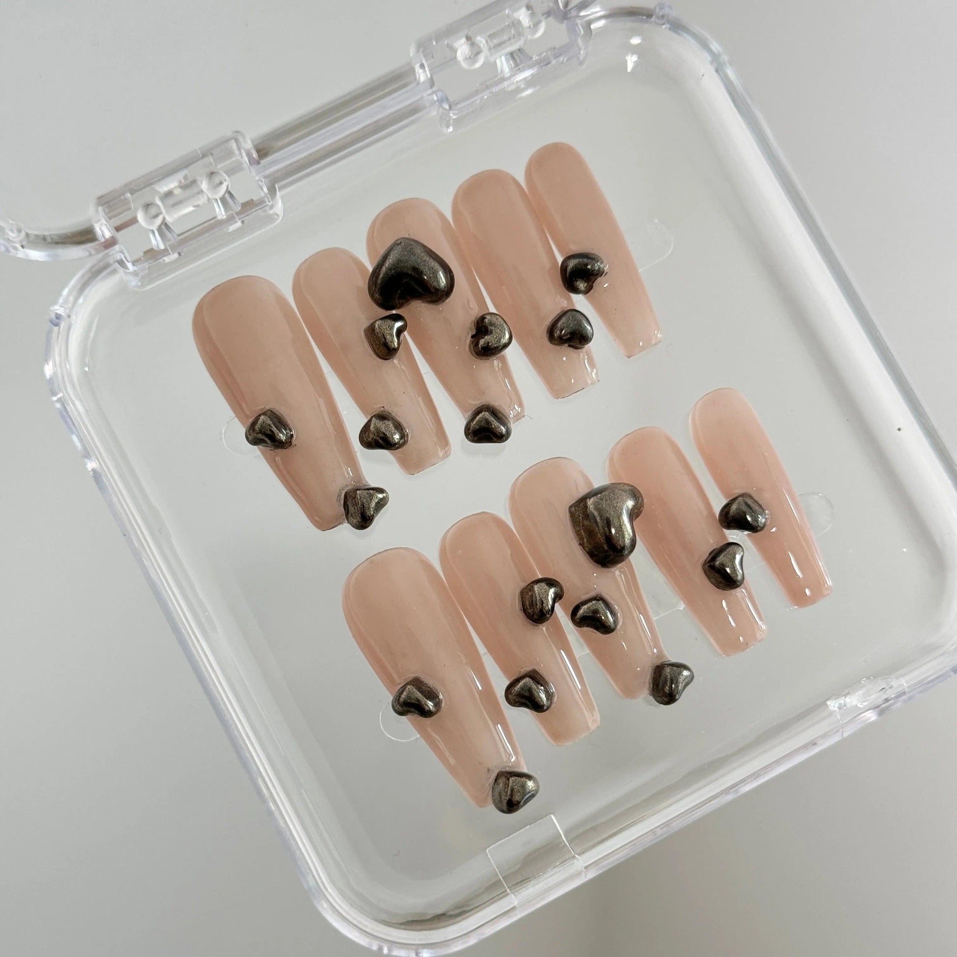 Metallic Heart Nail - Elegant Charme
