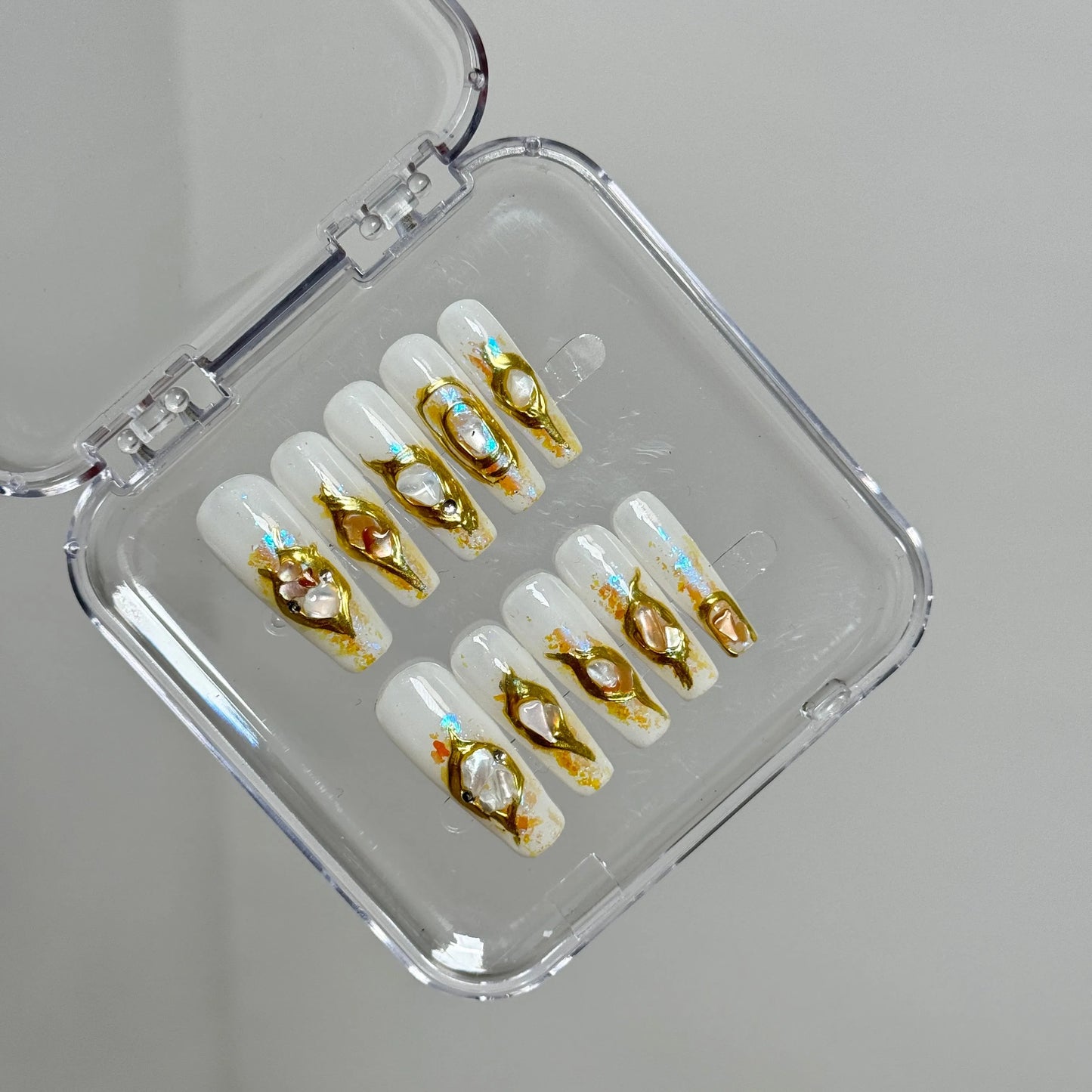 Golden Glow Opal Nail - Elegant Charme
