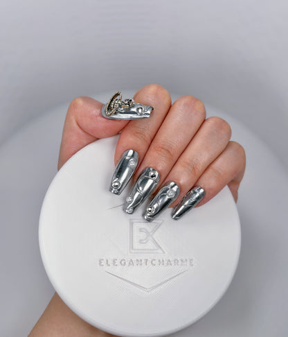 Silver Elegance Nail - Elegant Charme