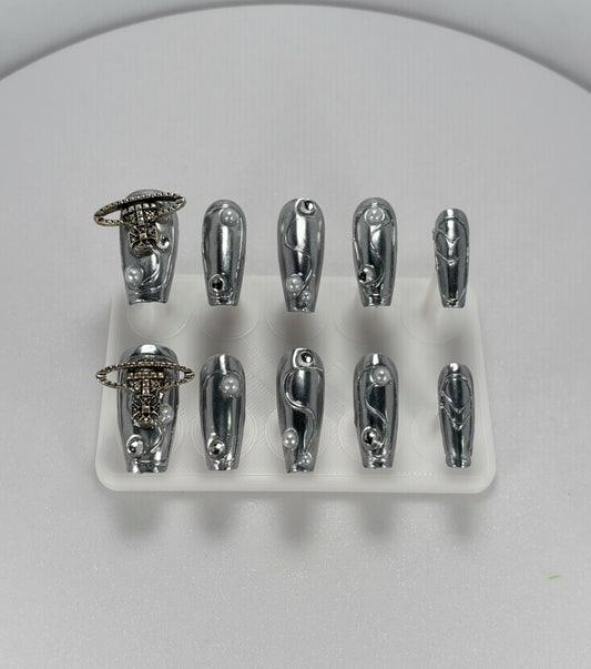 Silver Elegance Nail - Elegant Charme