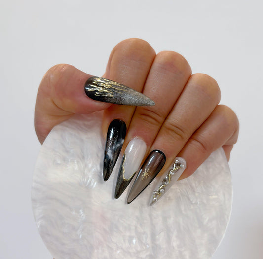 Mystic Night Nail - Elegant Charme