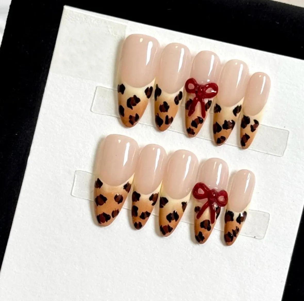 Leopard Bow Nail - Elegant Charme