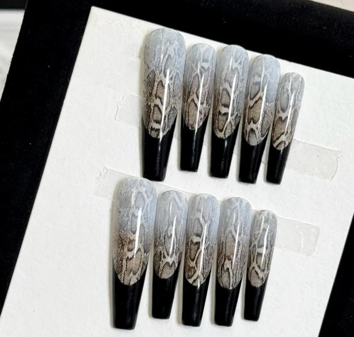 Snake Print Ombre Nail - Elegant Charme