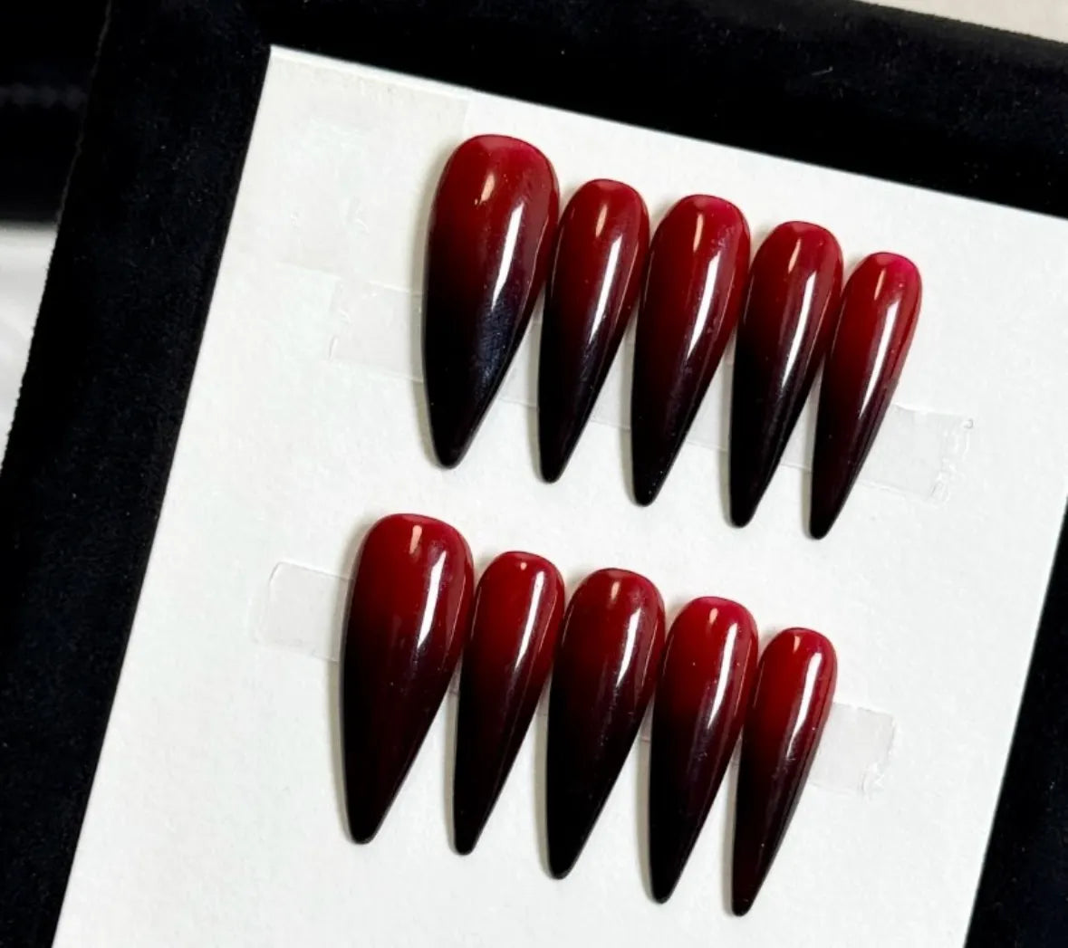 Velvet Crimson Nail - Elegant Charme