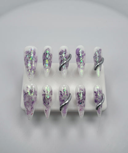 Daily Chic - Lavender and Silver - Customizable Handcrafted Press On Nails