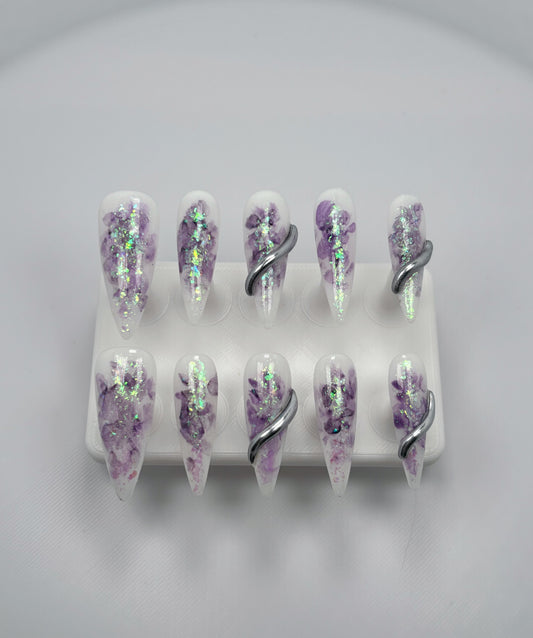 Daily Chic - Lavender and Silver - Customizable Handcrafted Press On Nails