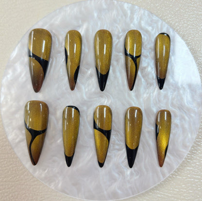 Daily Chic - Golden Black Glow - Customizable Handcrafted Press On Nails