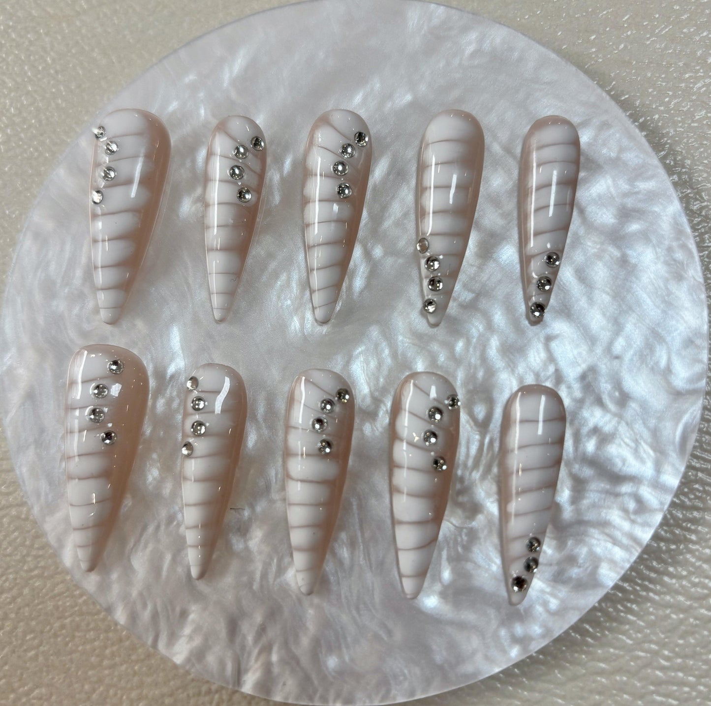 Daily Chic - Soft Beige Zebra Design - Customizable Handcrafted Press On Nails