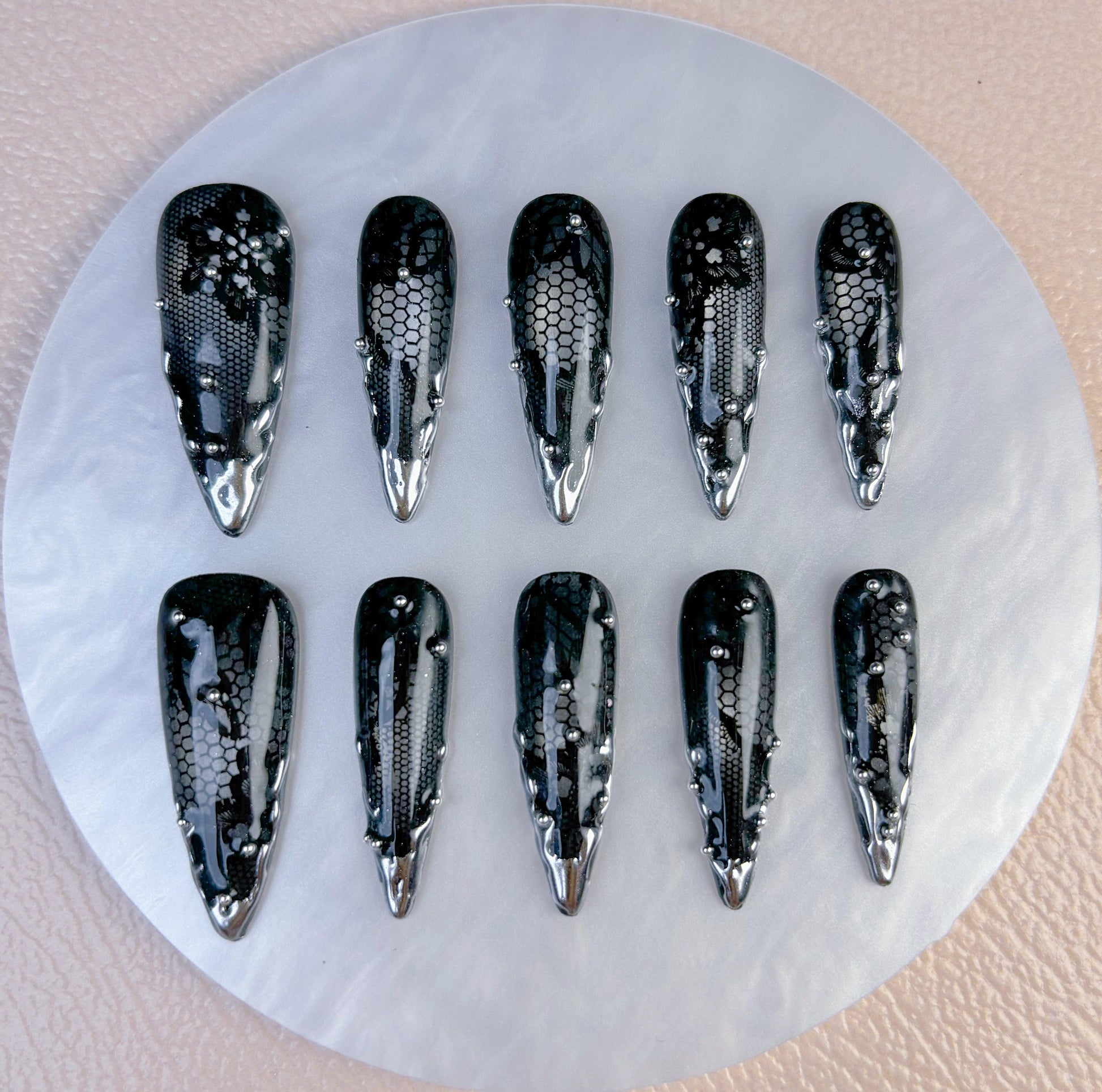 Black Lace Gothic Press On Nail - Elegant Charme