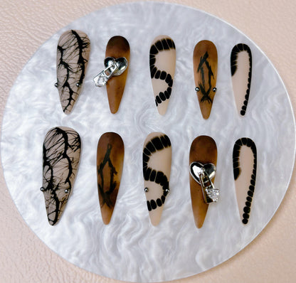 Abstract Chains Press On Nail - Elegant Charme
