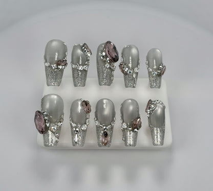 Trend Luxe - Silver & Rose Maximalism - Customizable Handcrafted Press On Nails