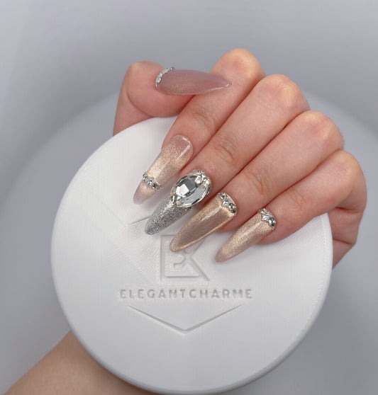 Daily Chic - Blush Gold - Customizable Handcrafted Press On Nails