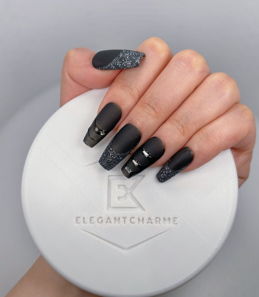 Daily Chic - Black Matte and Silver - Customizable Handcrafted Press On Nails