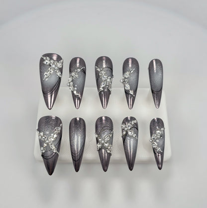 Trend Luxe - Silver Gradient - Customizable Handcrafted Press On Nails
