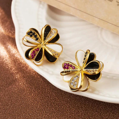 Flower-shaped Rhinestone Earrings - Elegant Charme
