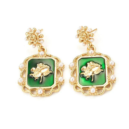 Retro Style Pearl Flower Earrings - Elegant Charme
